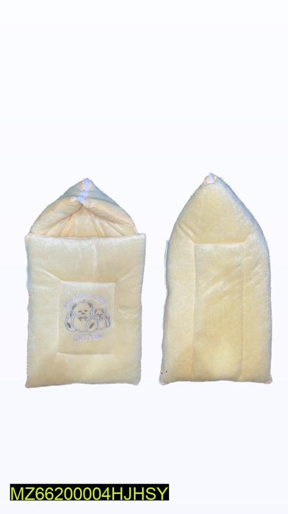 Baby Carry Nest Velvet Waterproof Bear Design